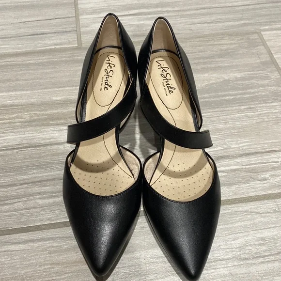 Life Stride Shoes Lifestride Soft System Black Heels Poshmark